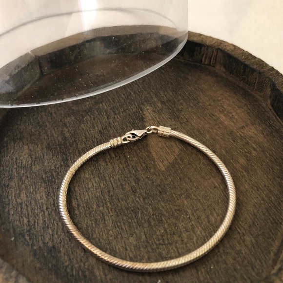 Chamilia Jewelry - Chamilia silver bracelet